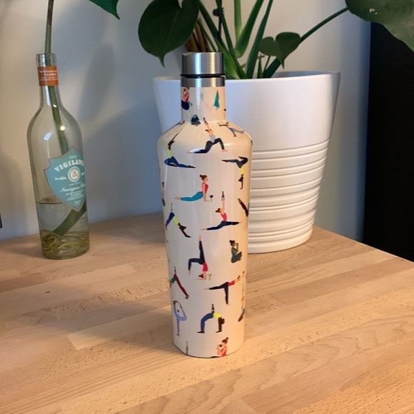 Yoga Wine Container - Picture 2 of 7